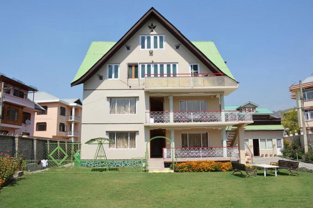 Srīnagar Ikraam Inn Bed & Breakfast מראה חיצוני תמונה